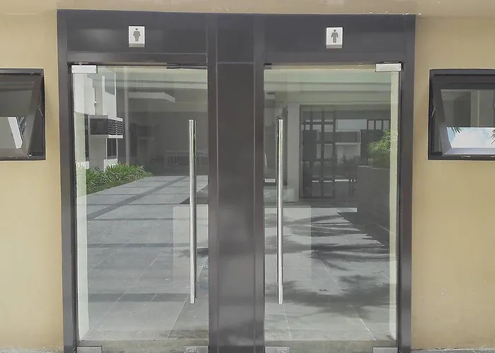 Azalea Place Robinsons Residences