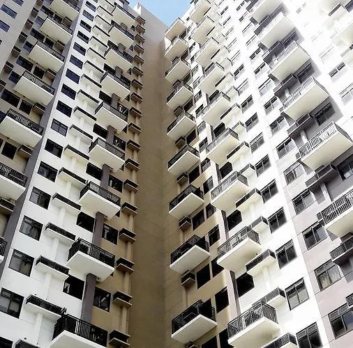 Appartement Azalea Place Robinsons Residences